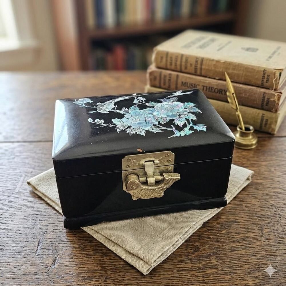 Vintage Inlaid Lacquerware Musical Jewelry Box